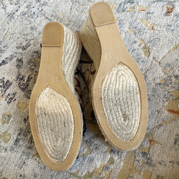 Luxury Coach heels - Picture 3 of 7